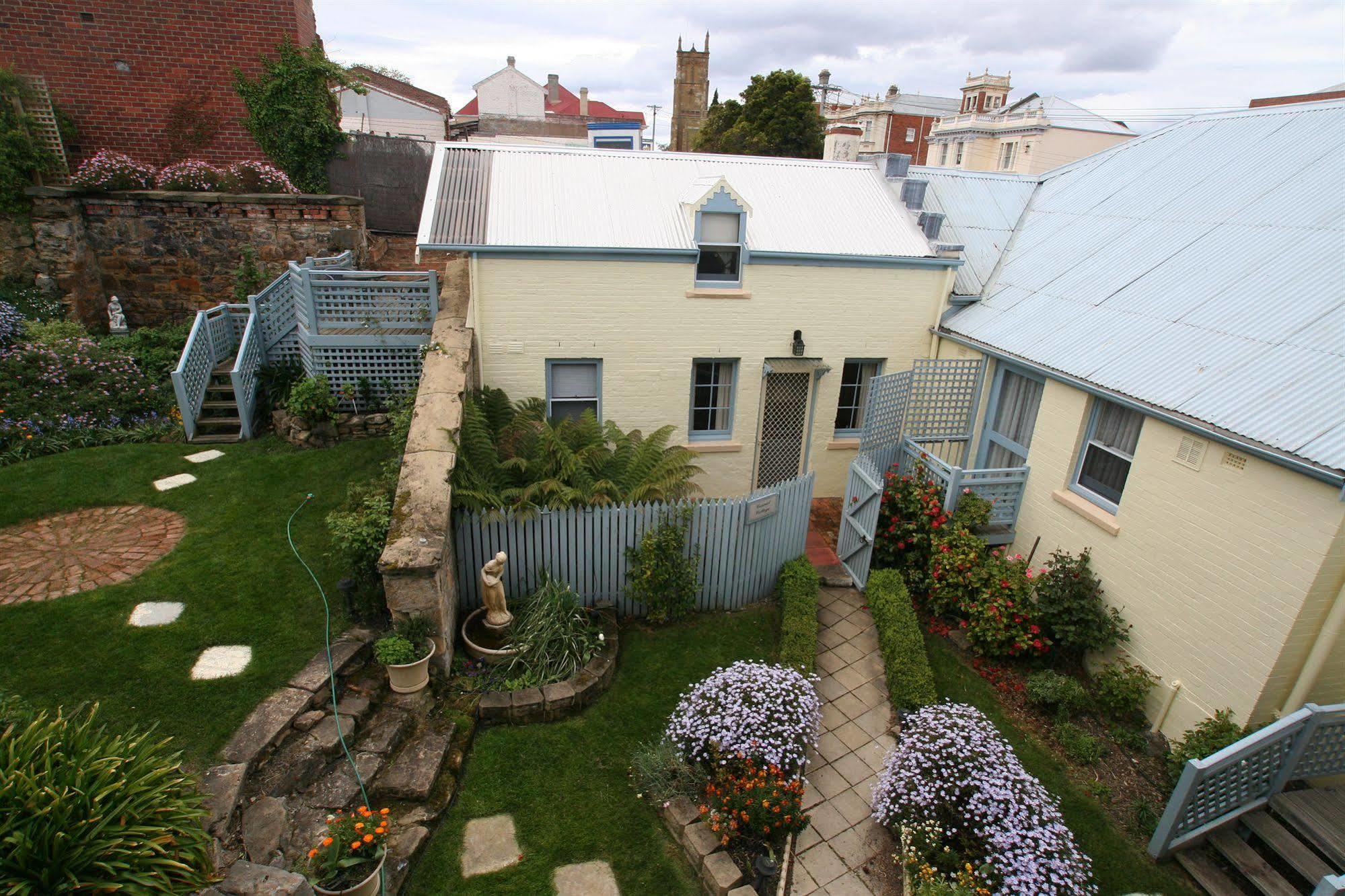 The Lodge On Elizabeth Hobart Exterior photo