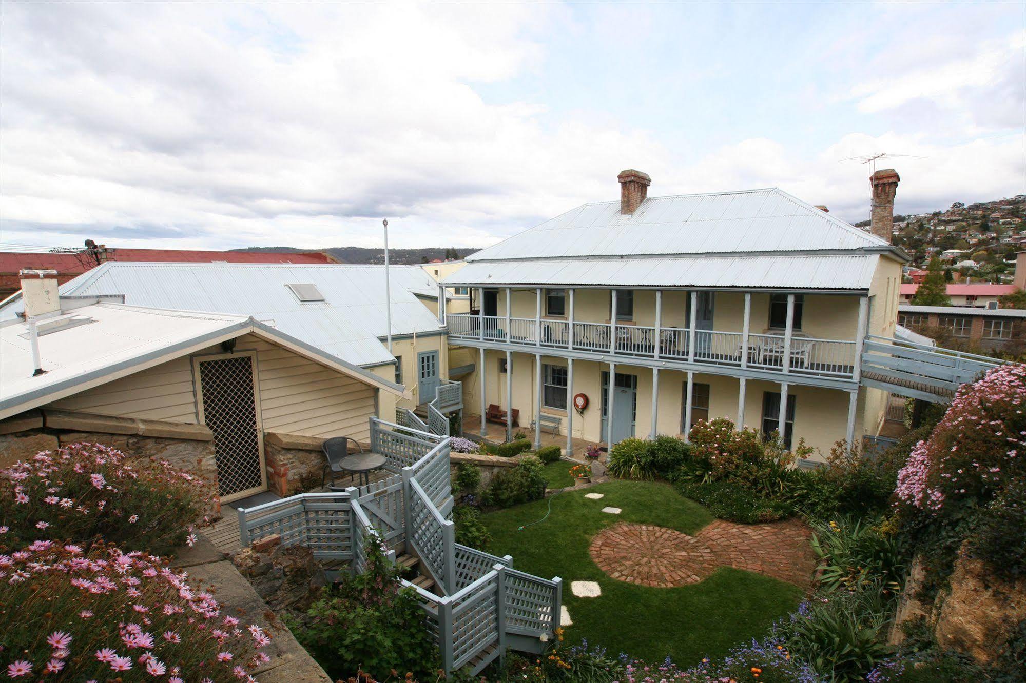 The Lodge On Elizabeth Hobart Exterior photo
